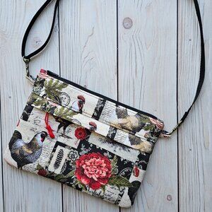 NEW Chickens Farm Floral Travel Crossbody Bag On-The-Go Large Pouch Purse